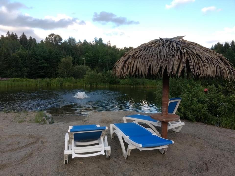 Camping Chalets Spas Pignons Rouges Saint Romain Exteriér fotografie